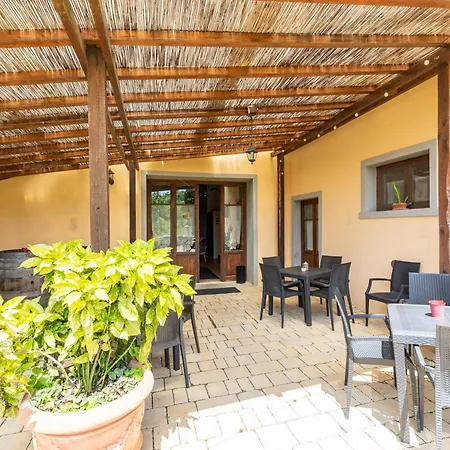Masseria Del Bosco Poderuccio Çiftlik konaklama *
