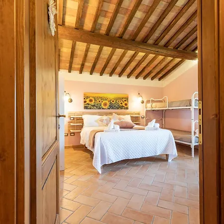Masseria Del Bosco Poderuccio Çiftlik konaklama *